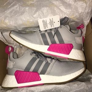 Adidas NMD_R2 GREY NWT
